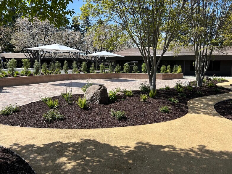 More Photos Of 12900 Saratoga Ave, Saratoga Office For Lease