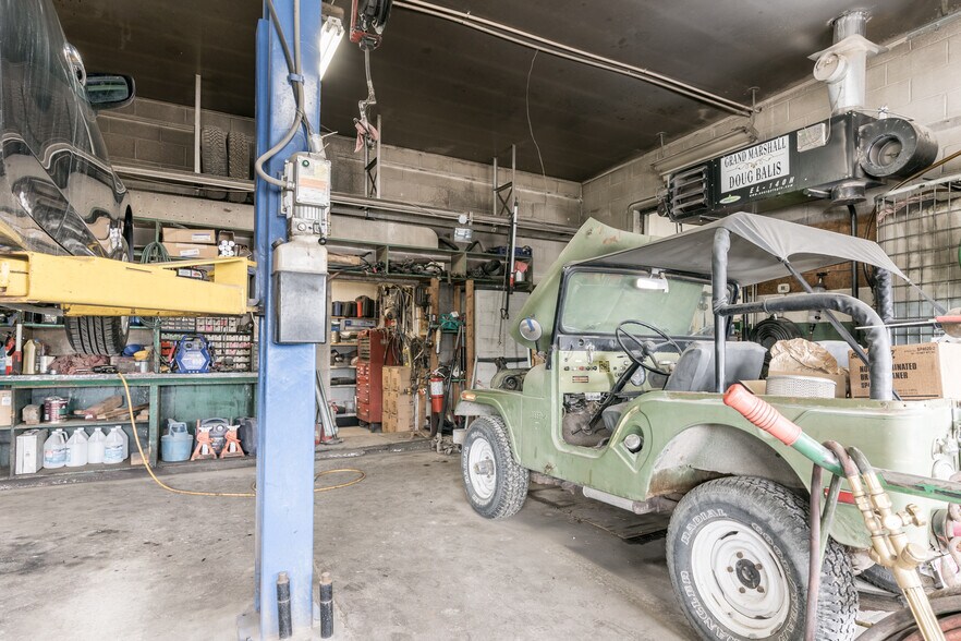 More Photos Of 7 S Highway 91, Downey Self Storage For Sale