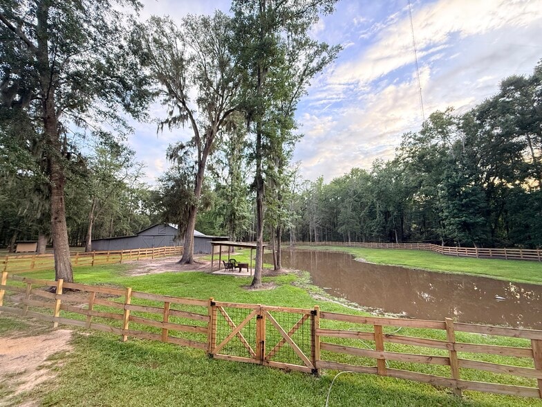 Primary Photo Of 1705 Retreat Rd, Riceboro Trailer Camper Park For Sale