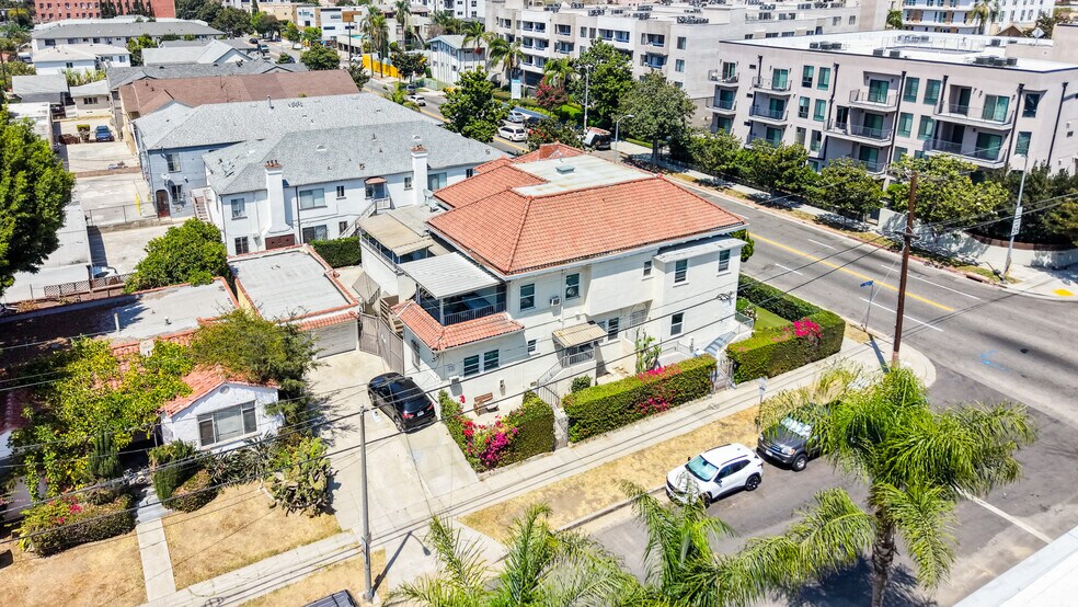 Primary Photo Of 939 S Wilton Pl, Los Angeles Apartments For Sale