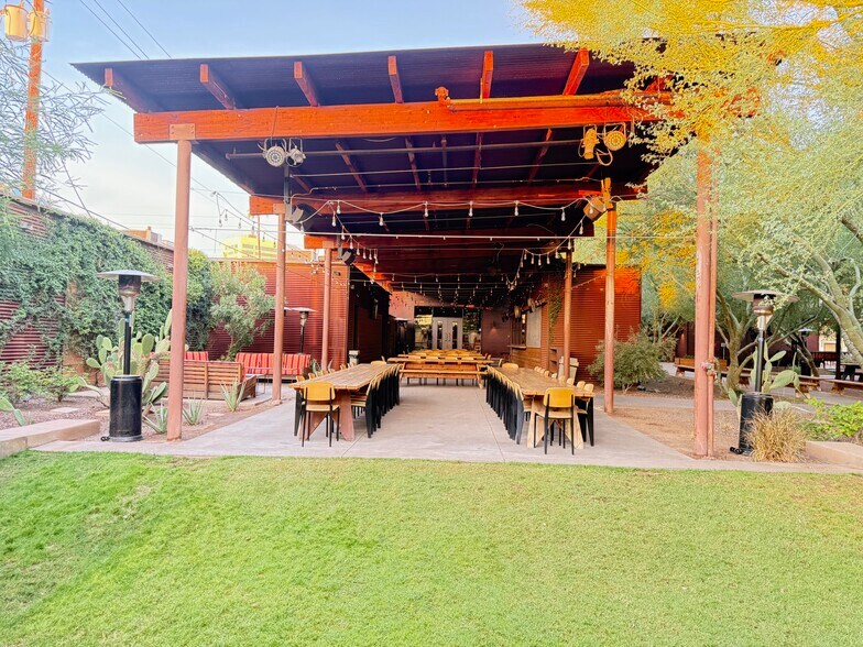 More Photos Of 3243 N 3rd St, Phoenix Restaurant For Sale