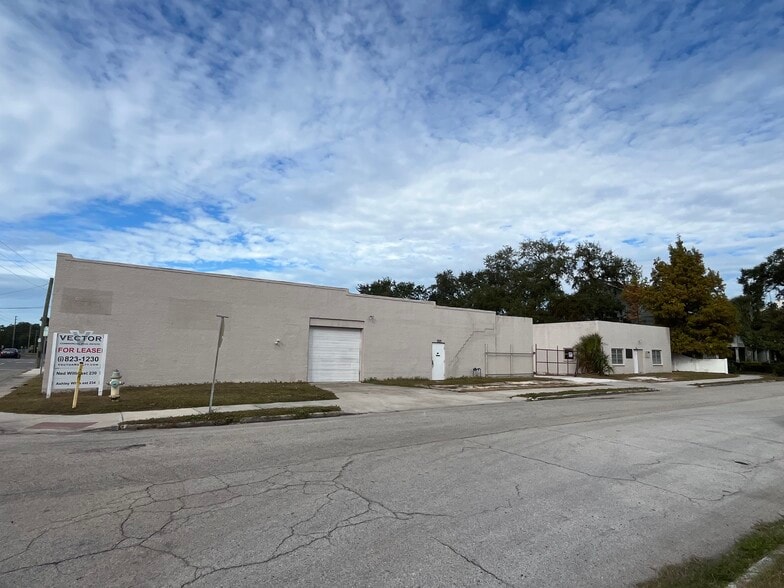 More Photos Of 1501 Burlington Ave N, Saint Petersburg Unknown For Lease
