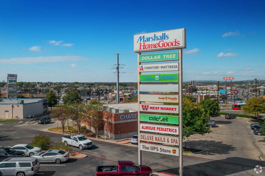 More Photos Of 8505-8537 Blanco Rd, San Antonio Unknown For Lease