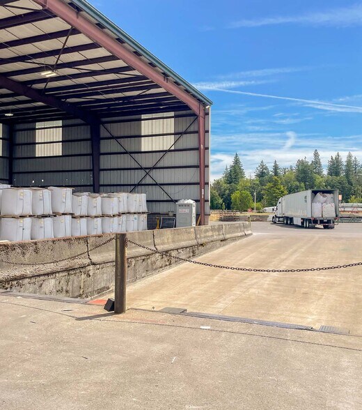 More Photos Of 291 Commercial Pky, Molalla Industrial For Sale