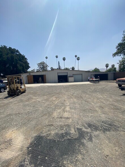More Photos Of 1186 Center St, Riverside Industrial For Lease