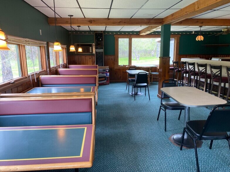 More Photos Of 1640 W US-2, Crystal Falls Restaurant For Sale
