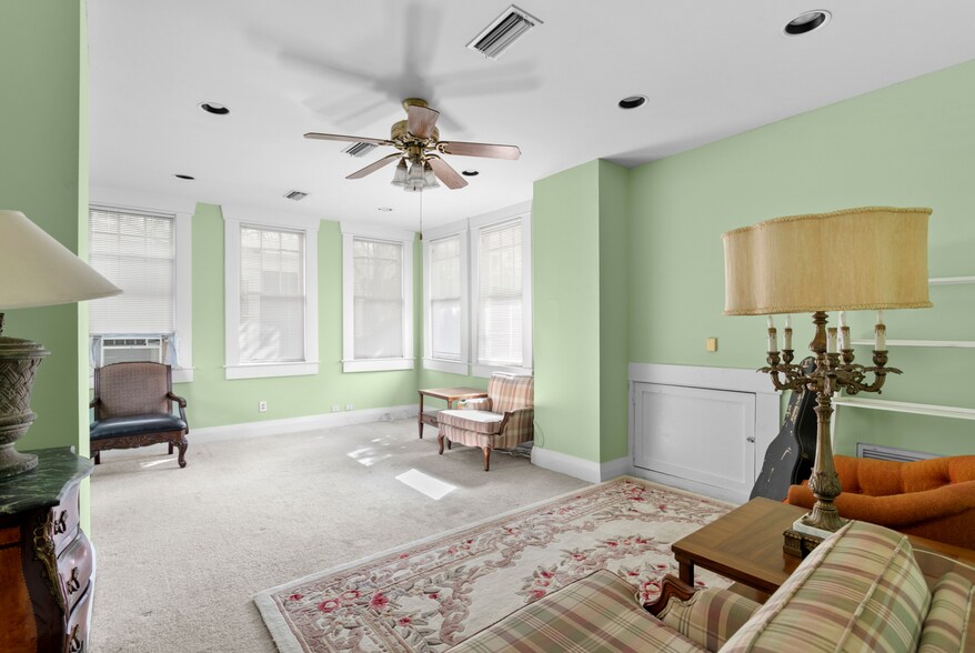 More Photos Of 420 W Platt St, Tampa Medical For Sale