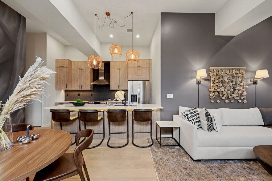 More Photos Of 63 Church St, Greenwich Apartments For Sale