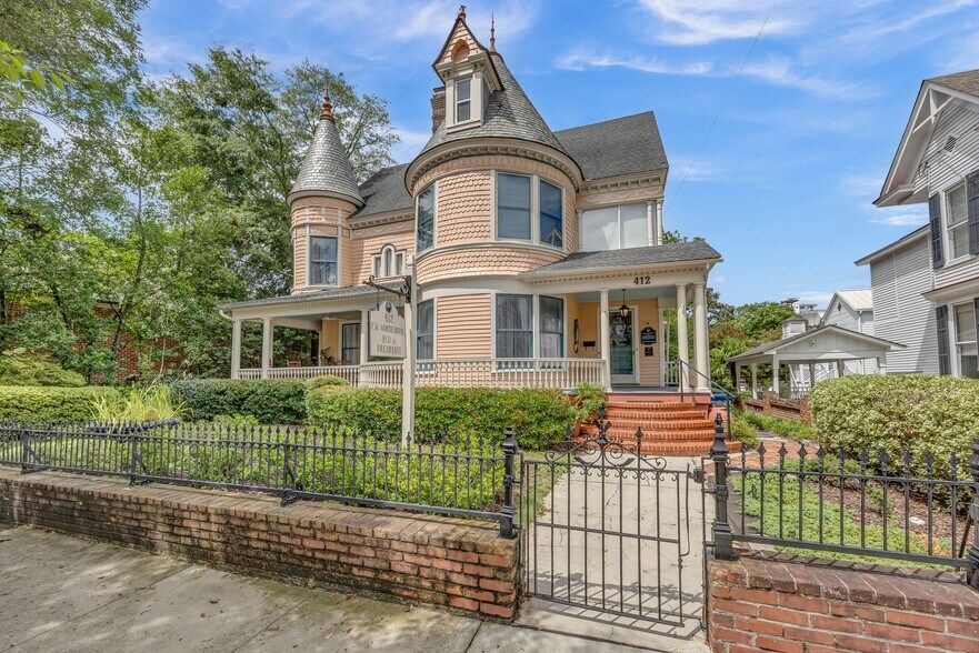 More Photos Of 412 S 3rd St, Wilmington Hospitality For Sale