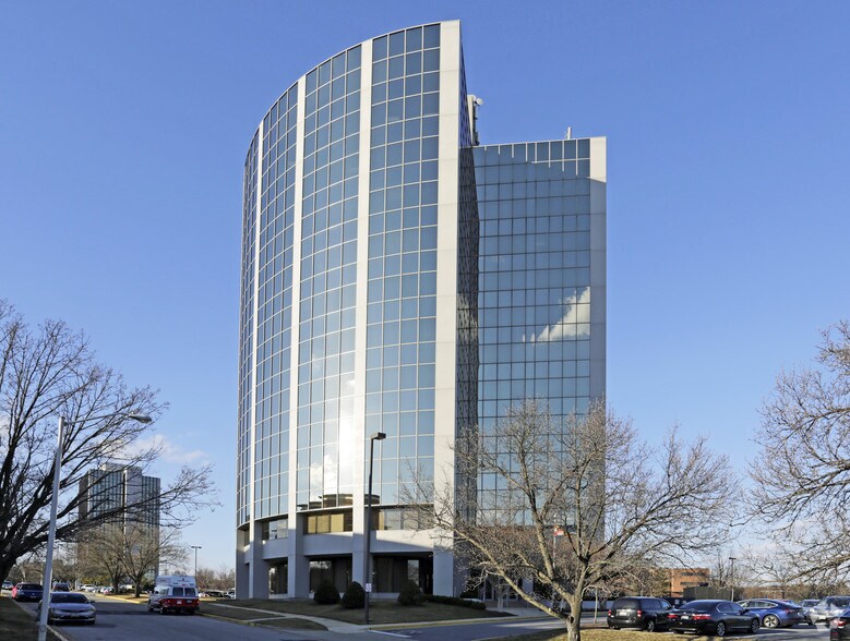 7501 Greenway Center Dr, Greenbelt, MD 20770 Office For Lease