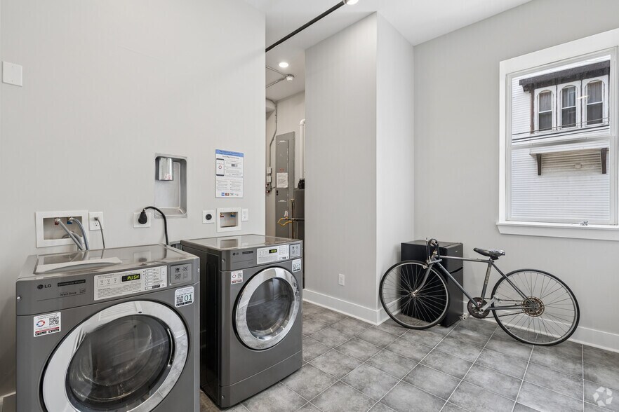 More Photos Of 22 N King St, Gloucester City Storefront Retail Residential For Sale