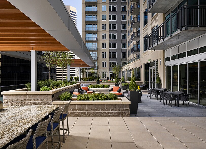 More Photos Of 1776 Curtis St, Denver Apartments For Lease