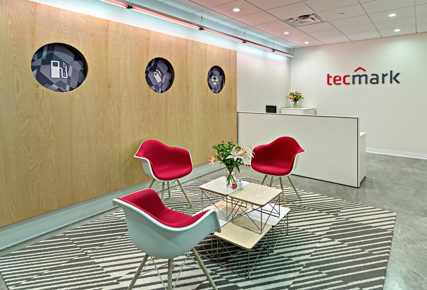 More Photos Of 250 Marquette Ave, Minneapolis Office For Lease