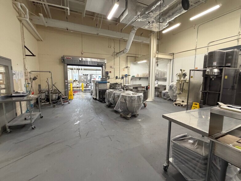 More Photos Of 1999 Mount Read Blvd, Rochester Manufacturing For Lease