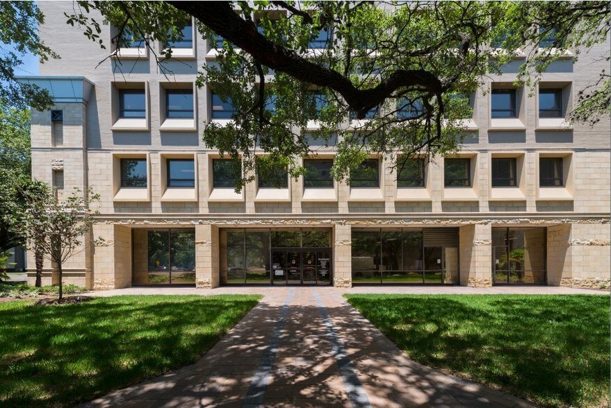 More Photos Of 1213 Hermann Dr, Houston Medical For Lease