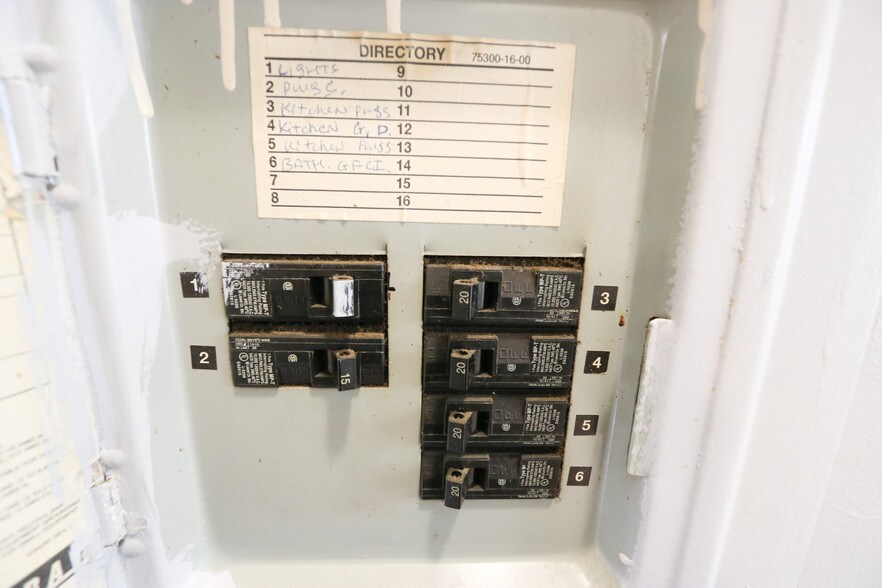 More Photos Of 707 E 7th St, Long Beach Apartments For Sale