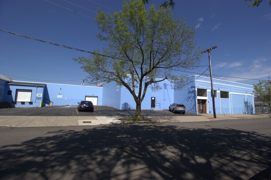More Photos Of 235-257 Ormond St, Rochester Manufacturing For Sale