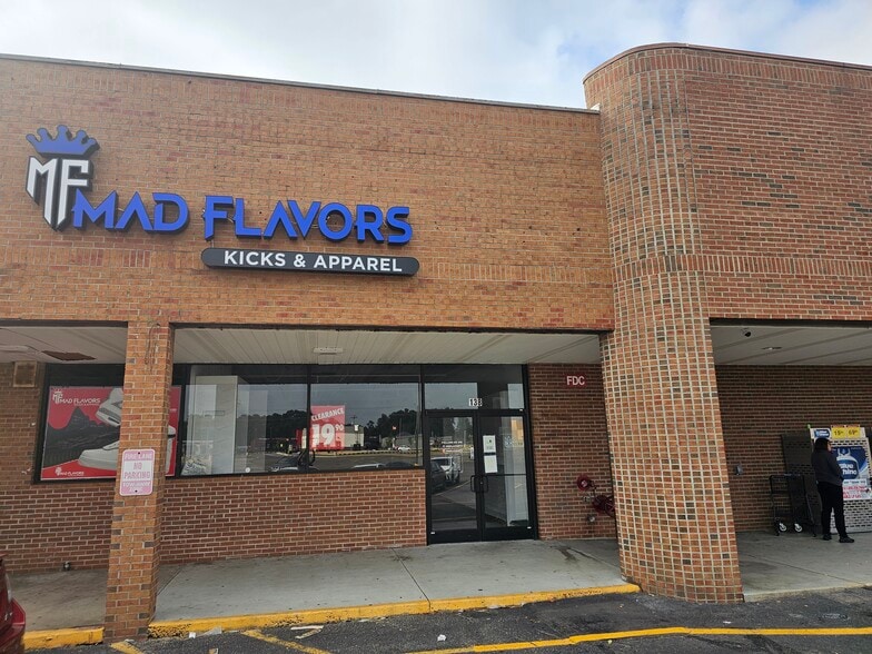 More Photos Of 8175 Cliffdale Rd, Fayetteville Unknown For Lease