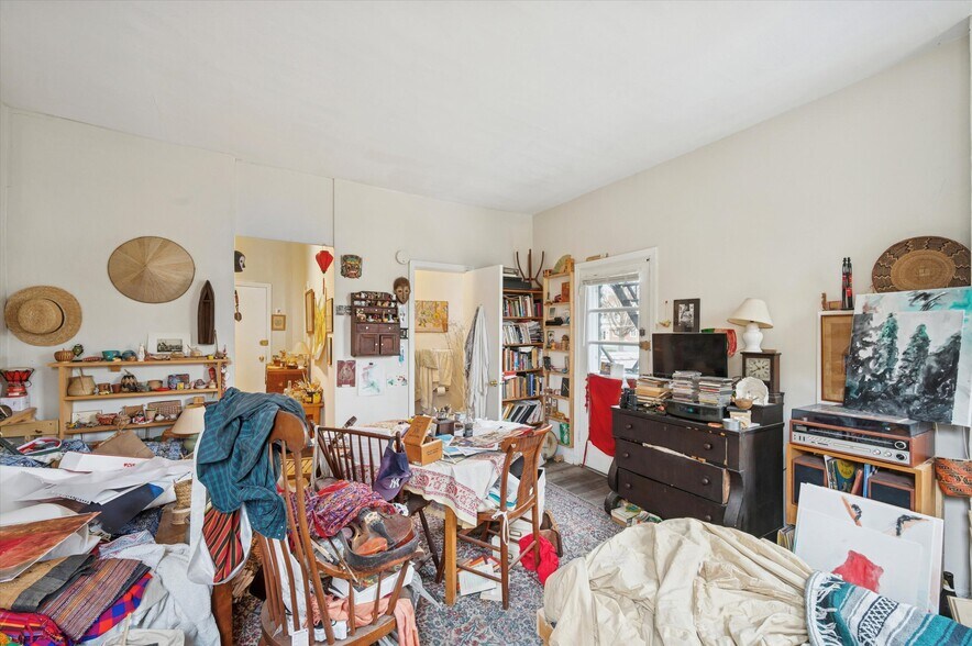 More Photos Of 107 Walnut Ave, Ardmore Apartments For Sale