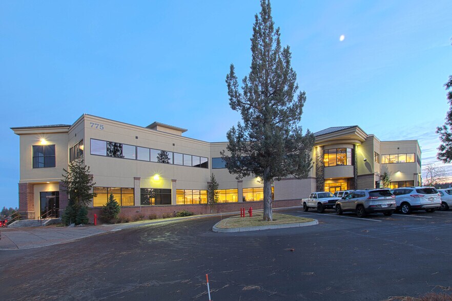 More Photos Of 705-775 SW Bonnett Way, Bend Unknown For Lease
