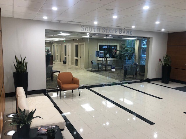 More Photos Of 200 E Broad St, Greenville Office For Lease