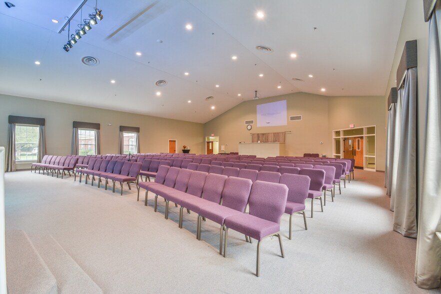 More Photos Of 1400 Grayson Hwy, Lawrenceville Religious Facility For Sale