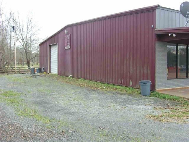 More Photos Of 2930 Springridge Rd, Raymond Freestanding For Lease