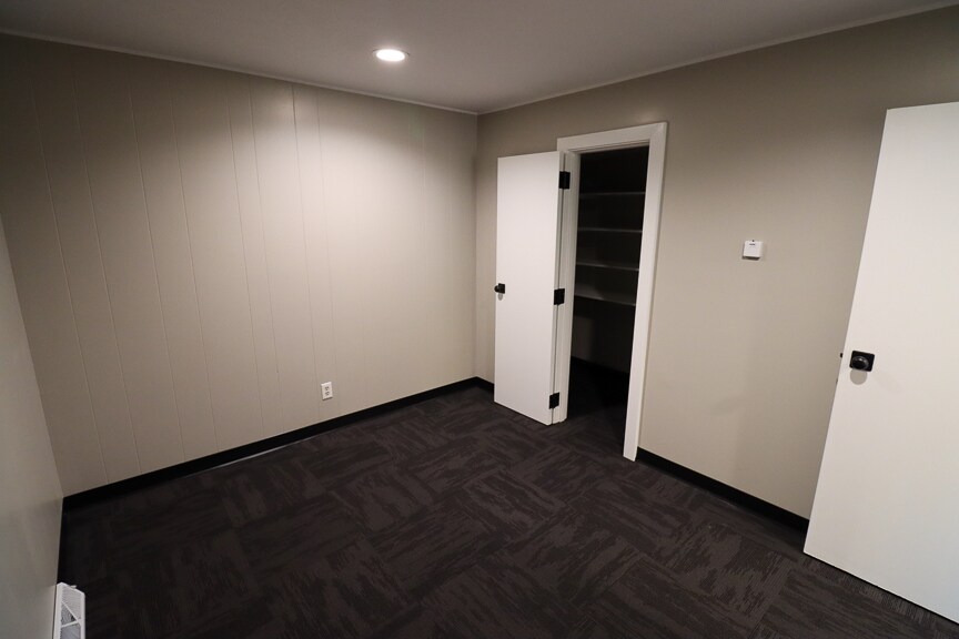 More Photos Of 230 E 22nd St, Fremont Medical For Sale