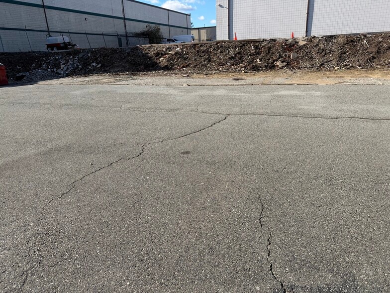 More Photos Of 11 Comstock Pky, Cranston Freestanding For Lease