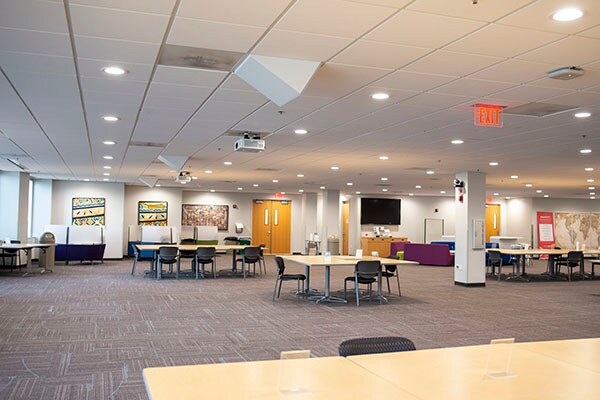 More Photos Of 11950 Corporate Blvd, Orlando Office For Sale