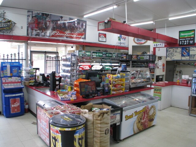 More Photos Of 2747 Airport Rd, Hot Springs Convenience Store For Sale