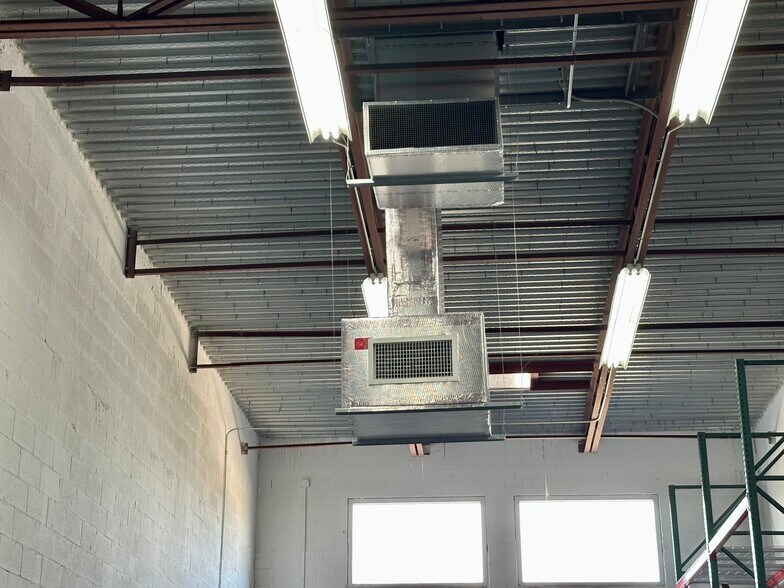 More Photos Of 3601 SW 30th Ave, Fort Lauderdale Warehouse For Lease