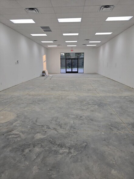 More Photos Of 2000 Shelby Rd., Poplar Bluff General Retail For Lease