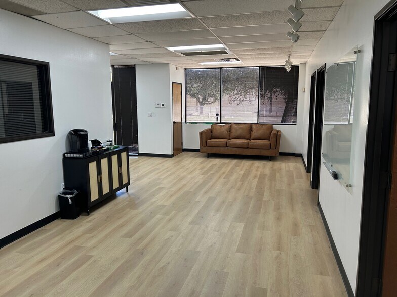 More Photos Of 12035 Shiloh Rd, Dallas Unknown For Lease