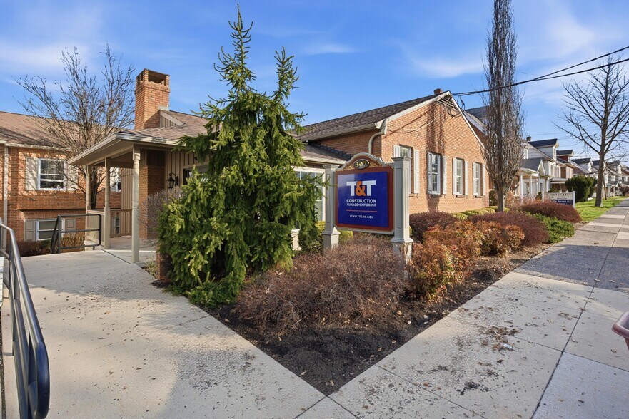 More Photos Of 307 E Broad St, Souderton Medical For Lease