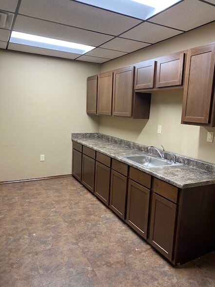 More Photos Of 2500 S Vermont Ave, Oklahoma City Warehouse For Lease