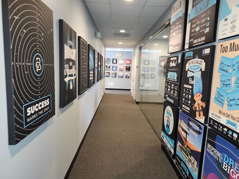 More Photos Of 3692 N Wickham Rd, Melbourne Office For Lease