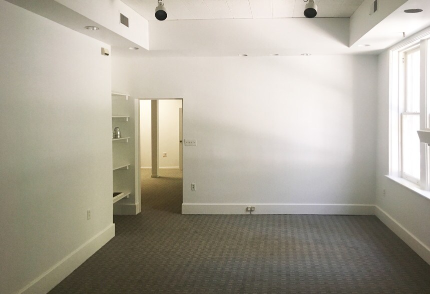 More Photos Of 18 W First St, Dayton Loft Creative Space For Sale