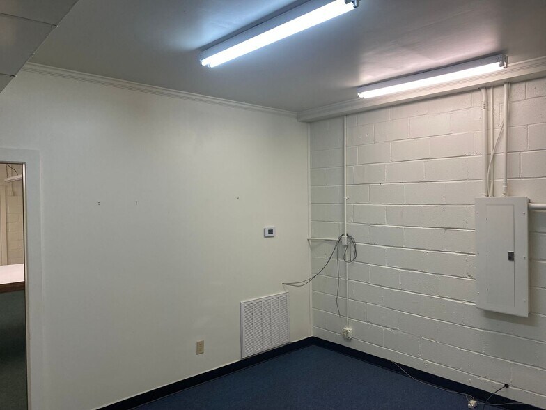 More Photos Of 809 Rhem St, Kinston Office For Lease