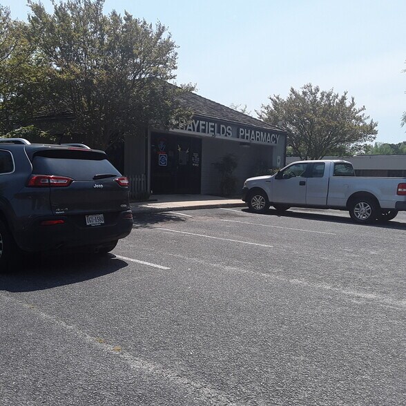 More Photos Of 9506 Hospital Ave, Nassawadox Medical For Sale