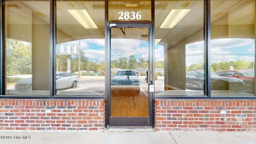 Primary Photo Of 2820-2840 Henderson Dr, Jacksonville Freestanding For Sale
