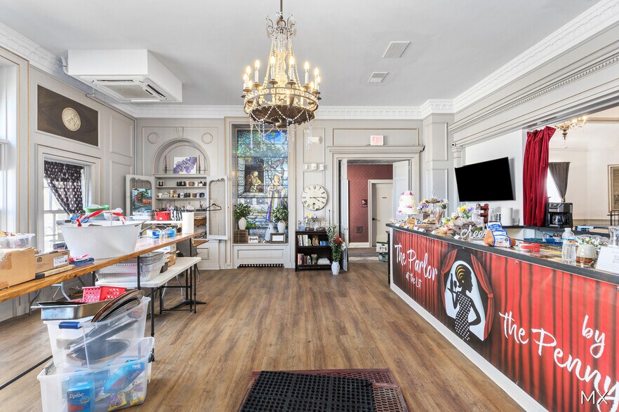 More Photos Of 61 Sheldon Blvd SE, Grand Rapids Loft Creative Space For Sale