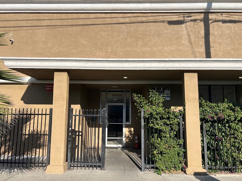 Primary Photo Of 33 E Magnolia St, Stockton Office For Lease