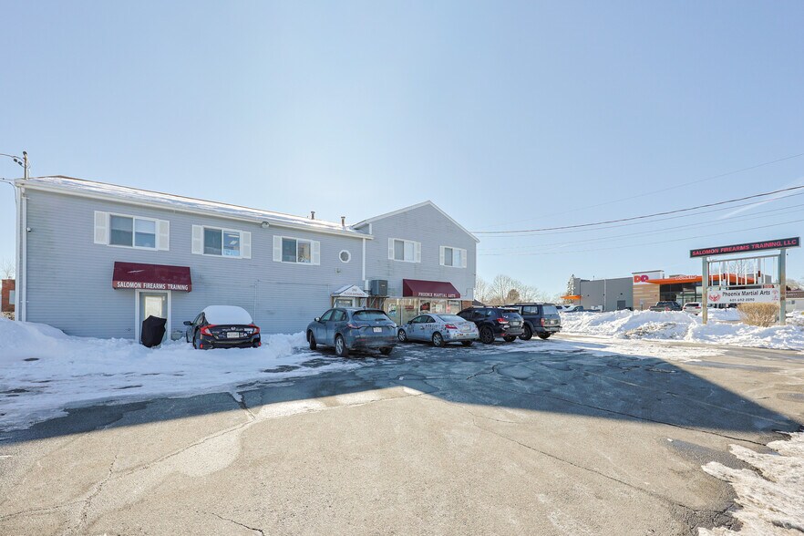 More Photos Of 310-312 Wilbur Ave, Swansea Office For Sale
