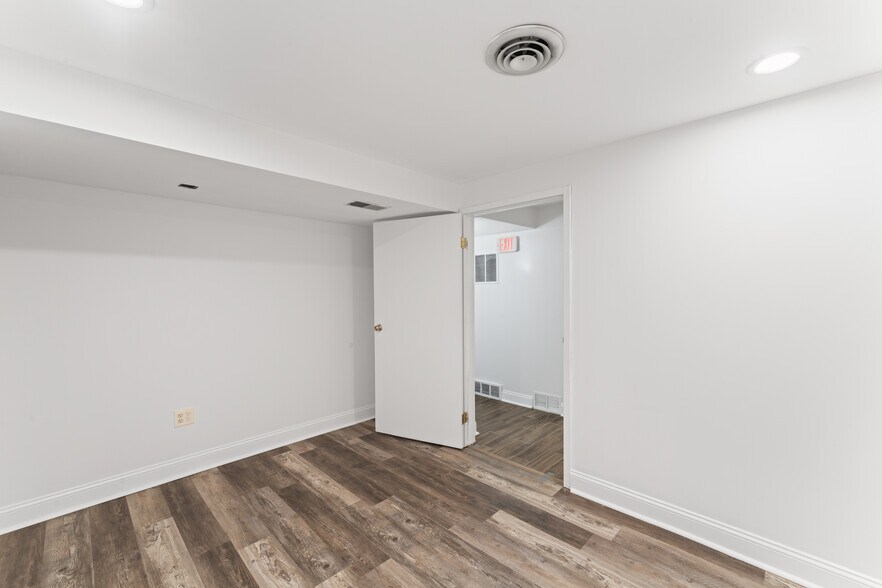 More Photos Of 1238 Post Rd, Fairfield Loft Creative Space For Lease