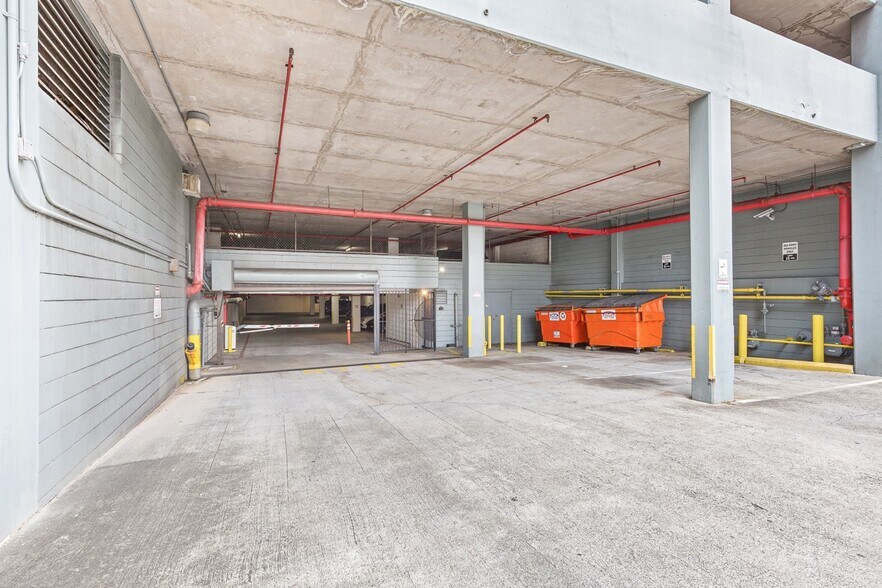 More Photos Of 1580 Makaloa St, Honolulu Office For Sale