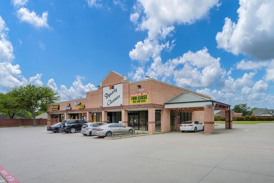 Primary Photo Of 3039 Old Denton Rd, Carrollton Restaurant For Lease