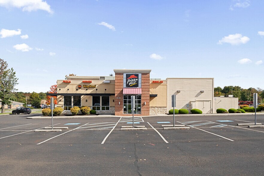 More Photos Of 471 S Oxford Valley Rd, Fairless Hills Unknown For Lease