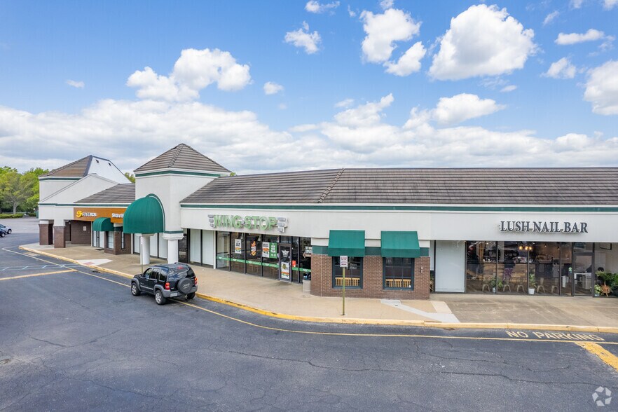 More Photos Of 928 Diamond Springs Rd, Virginia Beach Unknown For Lease