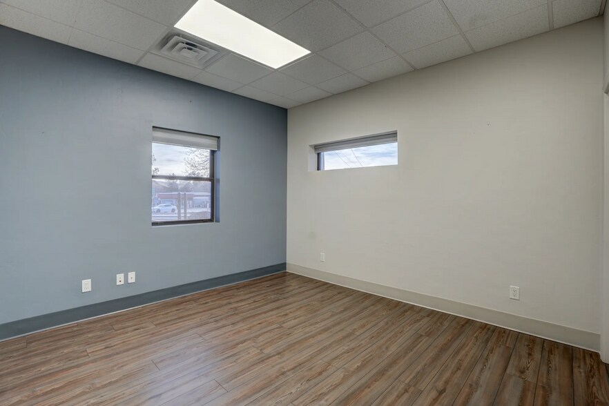 More Photos Of 1456 W Gurley St, Prescott Office For Lease